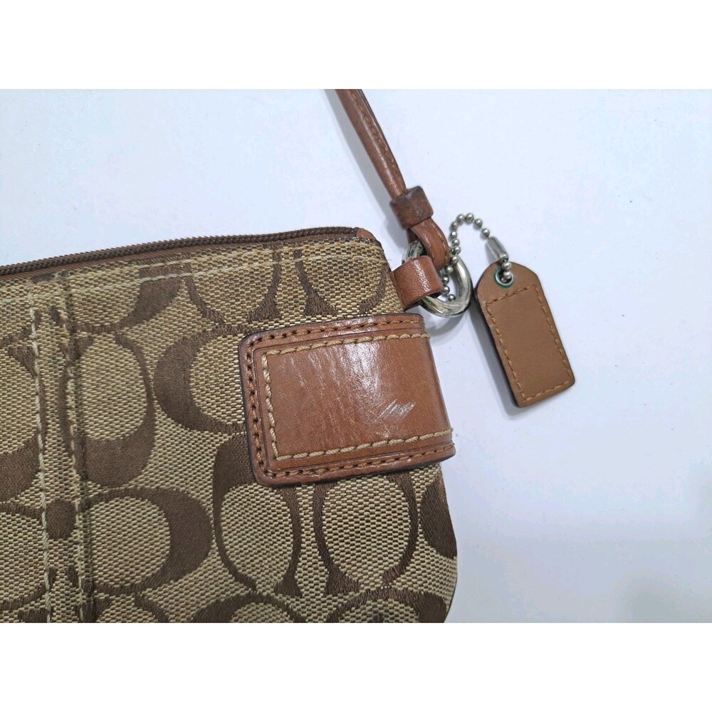 Coach Brown Signature Mini C Soho Jacquard Canvas Buckle Clutch Wristlet Wallet - Picture 6 of 8